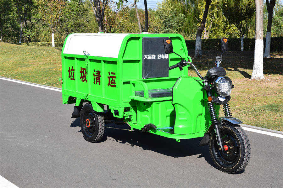 1.5米清运车（自卸）